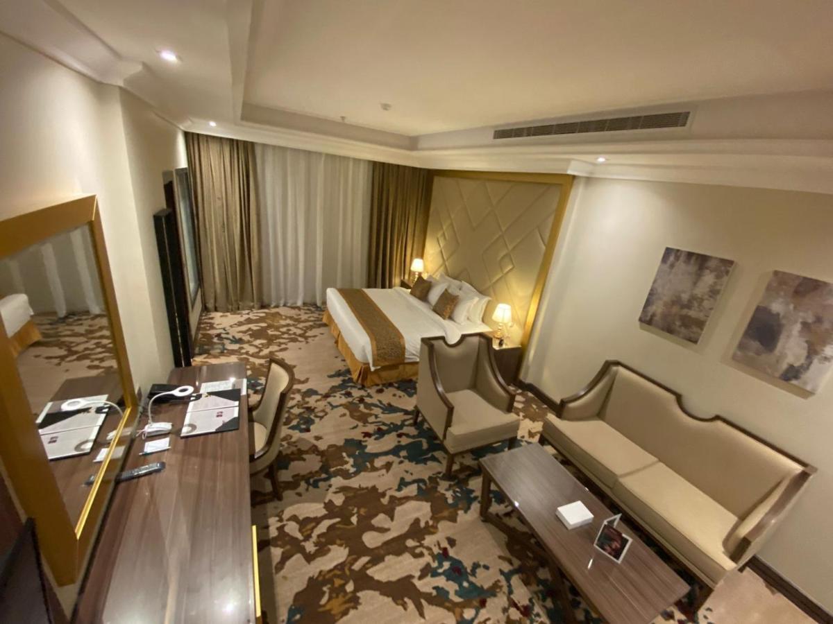 Temandra Hotel Jeddah Exterior photo