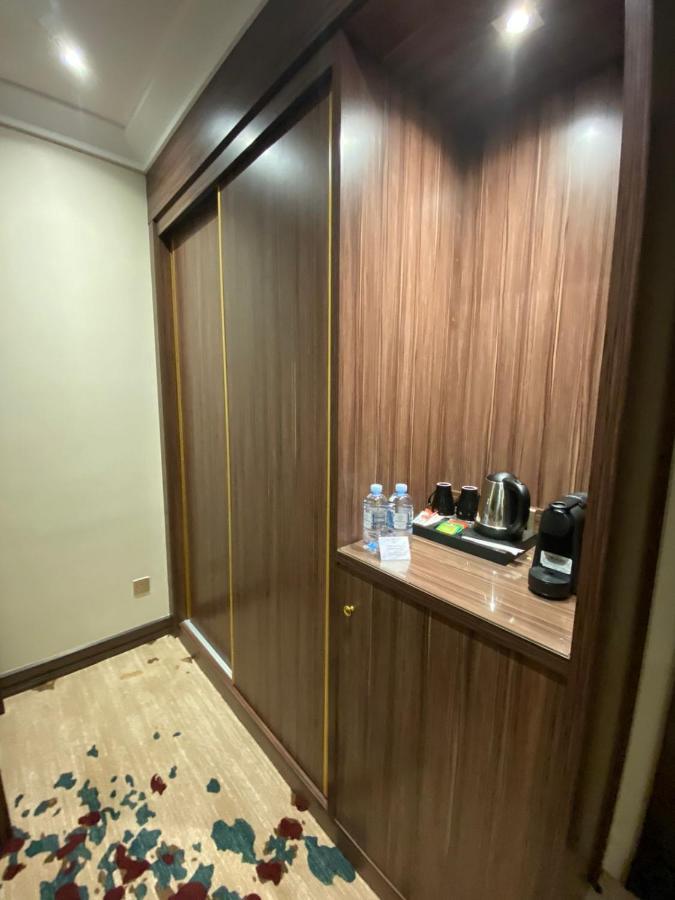 Temandra Hotel Jeddah Exterior photo